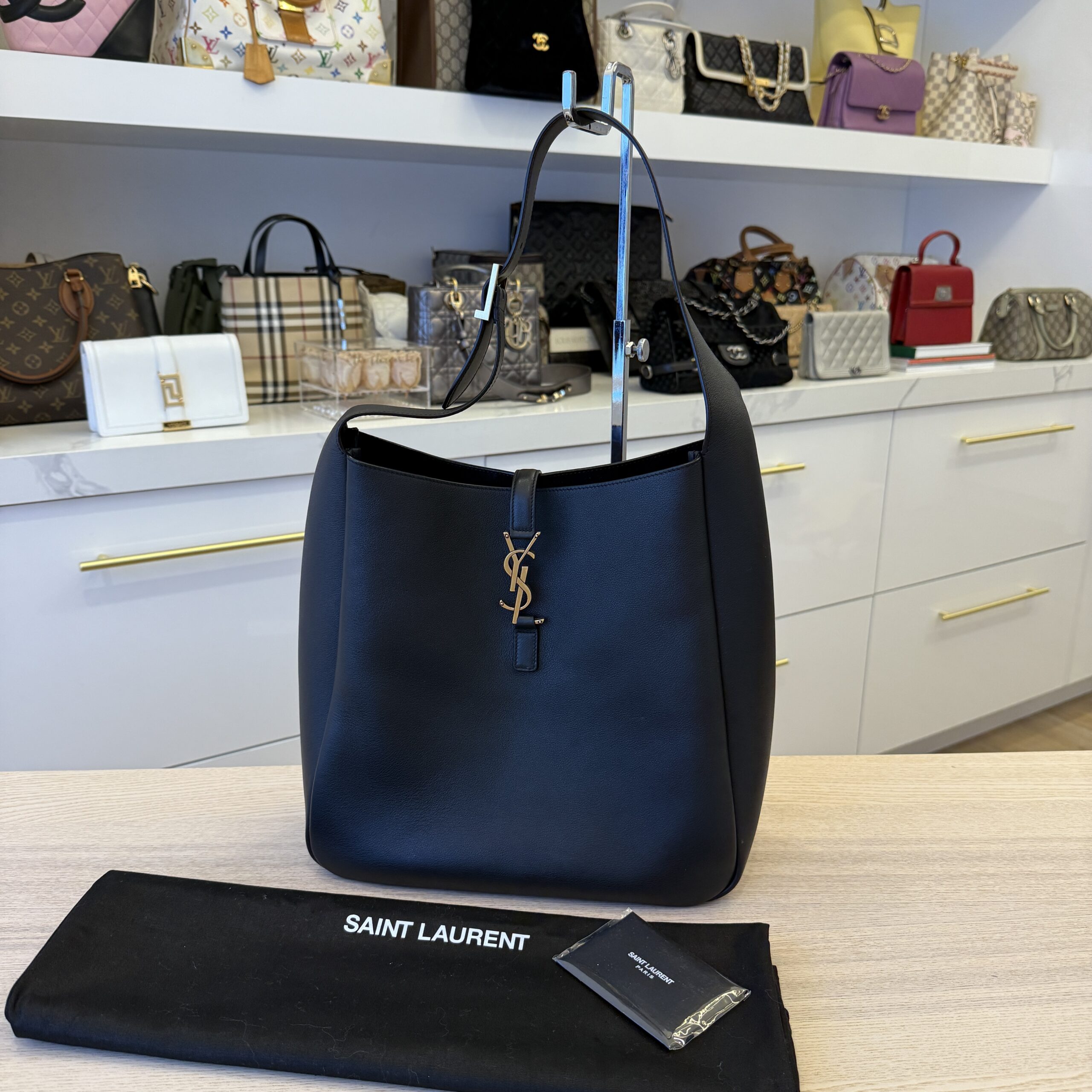 Saint Laurent (YSL) Le 5 à 7 Supple Large Shoulder Bag in Smooth Leather Black