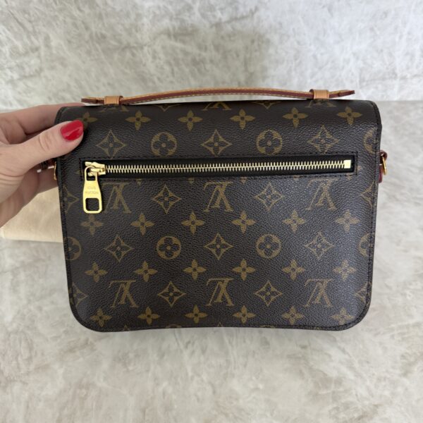 Louis Vuitton Monogram Pochette Metis