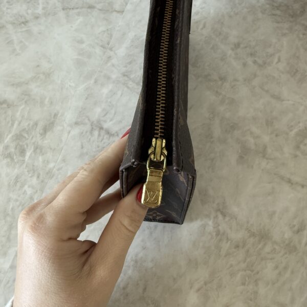 Louis Vuitton Monogram Toiletry 26
