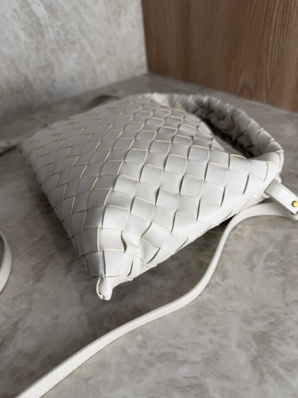 Bottega Veneta Hop Top Handle Bag Intrecciato Nappa Mini