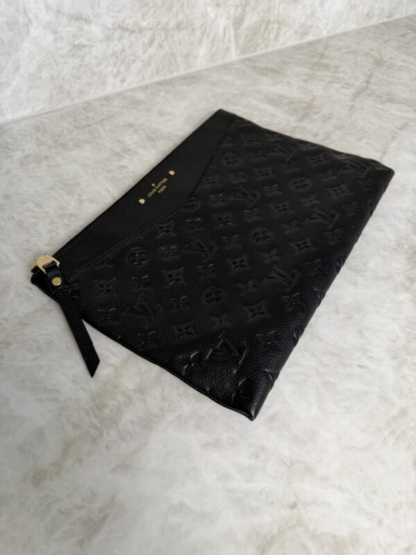 Louis Vuitton Empreinte Daily Pouch Black