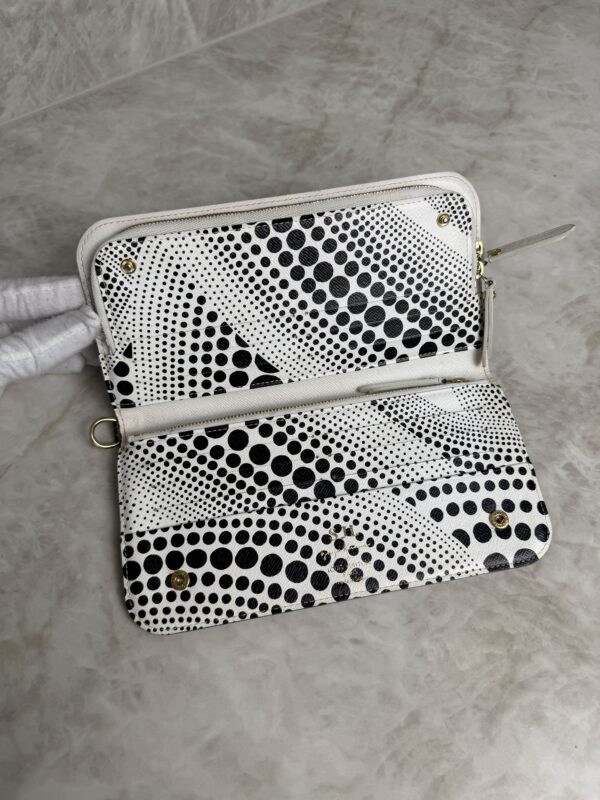 Louis Vuitton Monogram Insolite Wallet Yayoi Kusama Limited Edition