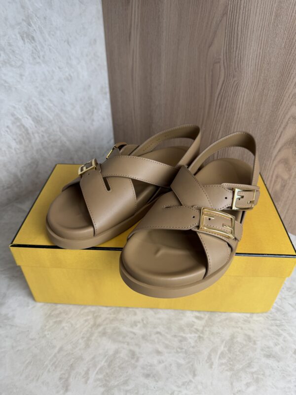 Fendi Black Leather Dad Sandals Size 38 Tan